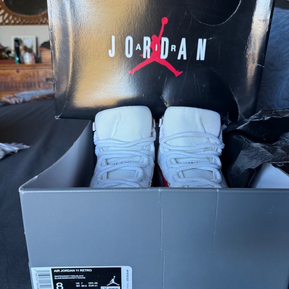 Jordan 11 cherry - Picture 5 of 6